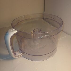 Clear Food Processor Bowl with White Handle